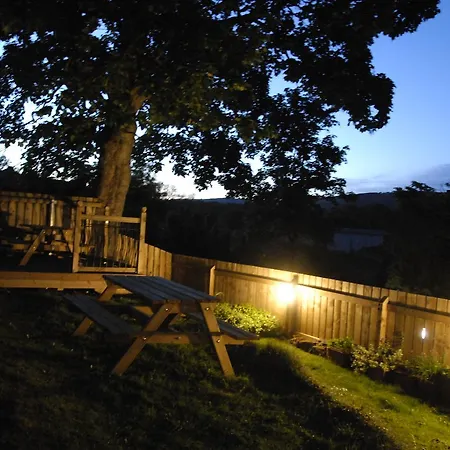 Beech Hill House Bed and Breakfast 3*