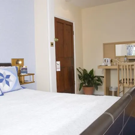 Beech Hill House 3*
