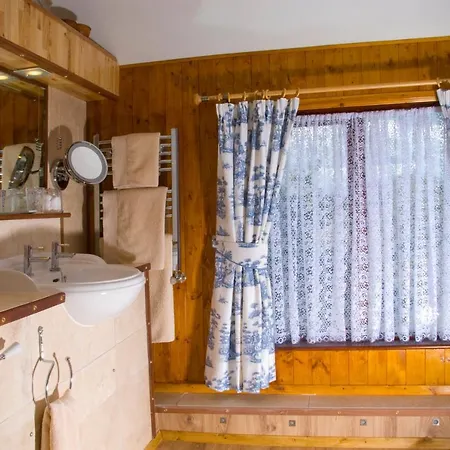 Beech Hill House Panzió